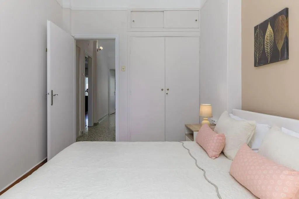 Perfect Location, Amazing View 3 Bedroom Apartment Selanik
