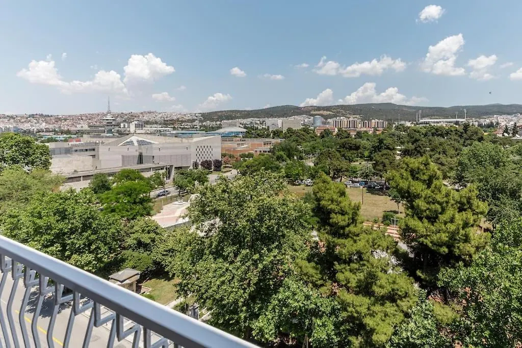 Perfect Location, Amazing View 3 Bedroom Apartment Selanik
