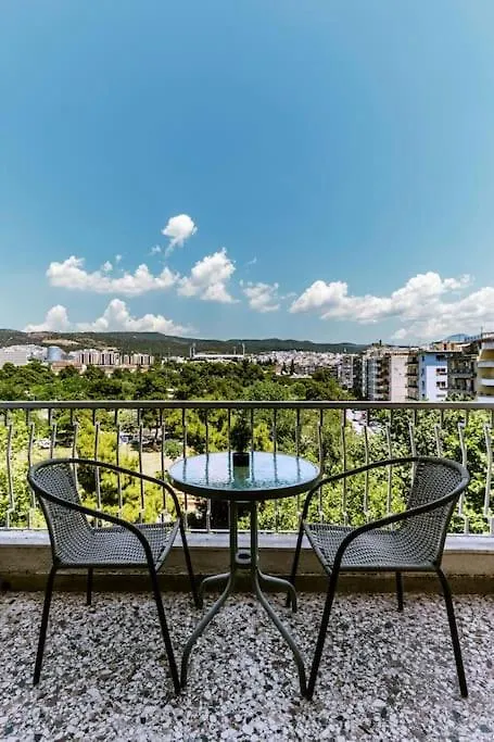 Perfect Location, Amazing View 3 Bedroom Apartment Selanik